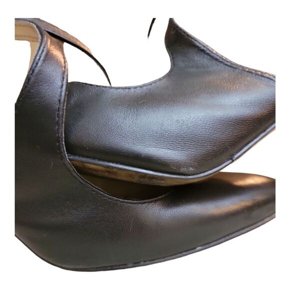 Adrienne Vittadini Black Strappy Jakob Pump Size 7.5 - Picture 8 of 8